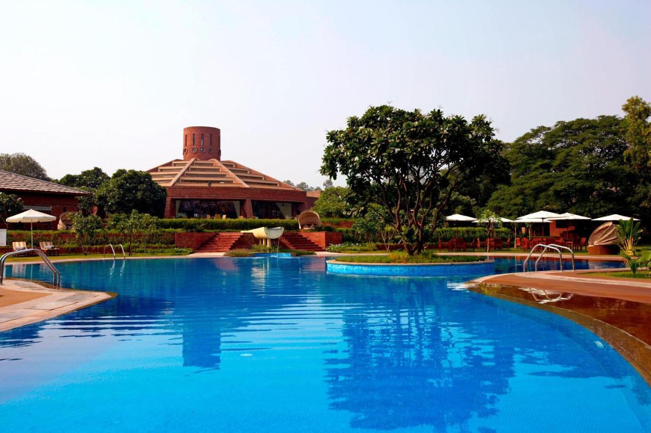 The Westin Sohna Resort & Spa Гургаон Экстерьер фото